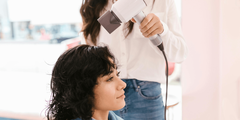 90s Blowout Hairstyle